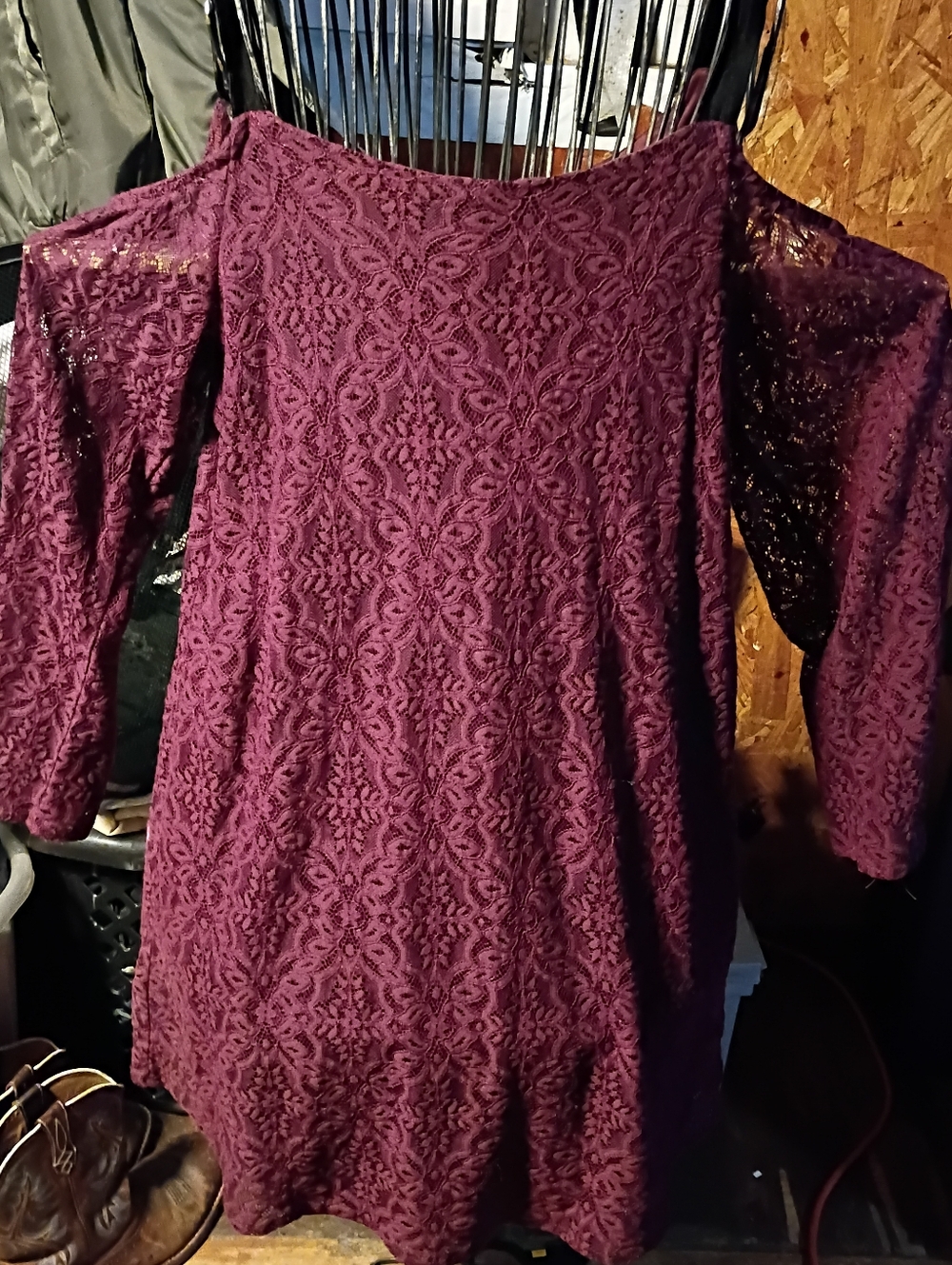 Xhilaration Plum Lace Cold-Shoulder Tunic